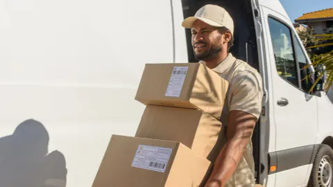 Choosing the Best Courier Management Service
