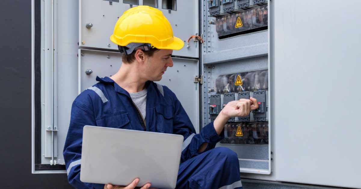 Why Your Field Service Business Needs Fleet Management Software