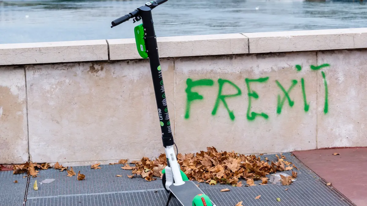 Paris, the city that pioneered the introduction of rental electric scooters in 2018 has now brought into effect its ban on e-scooters.