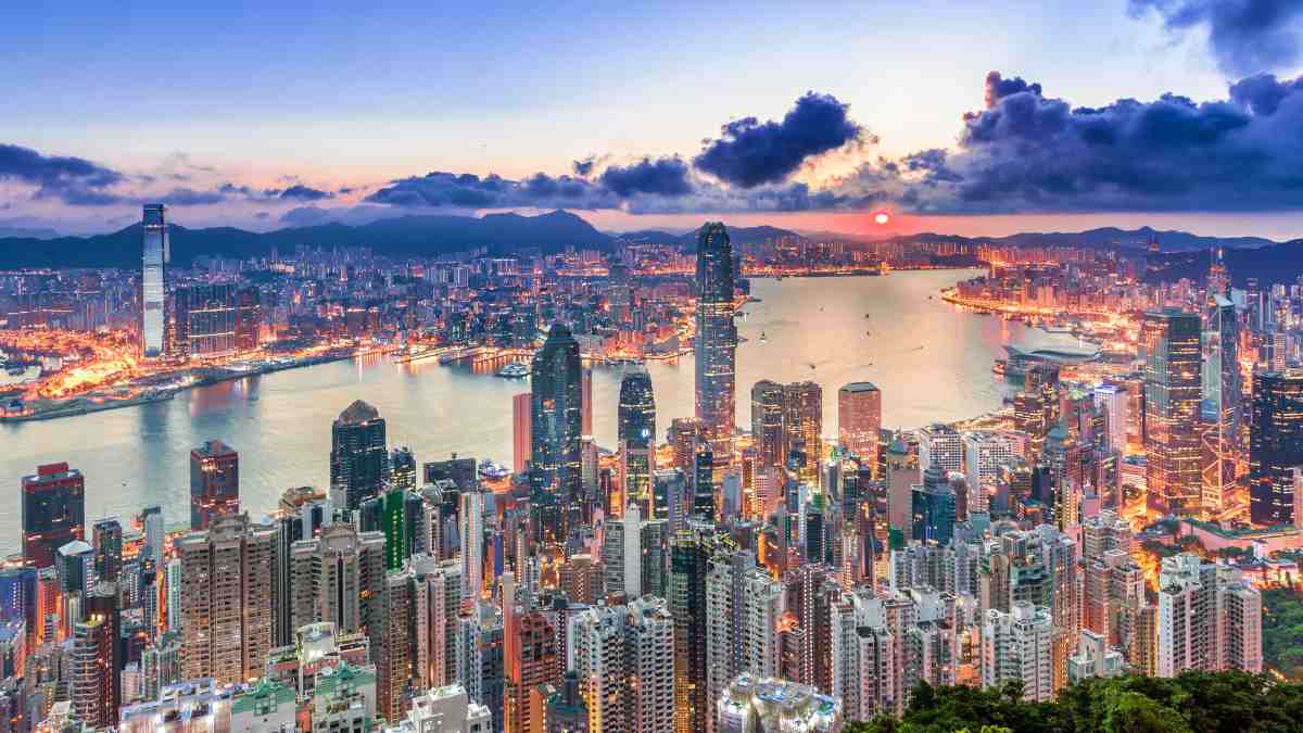 Hong Kong in the spotlight to lead logistics into a new era