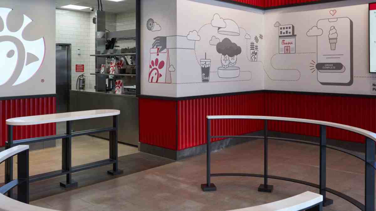 Industry-first: Chick-fil-A opens new delivery concept with no cashiers