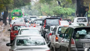 India cracks down on cars to combat air pollution crisis