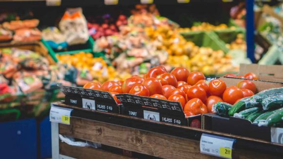 Amazon’s new strategy to capture the grocery market