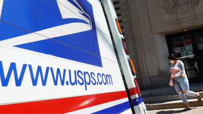 No holiday season increases: US Postal Service is expecting lower volumes