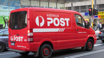 Australia Post suffers a $200m loss, admits it urgently needs to modernize