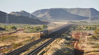 Green giants: Australia's robot trains in Pilbara on electric track