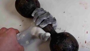 Water-powered robot arm Clone to change warehouse productivity